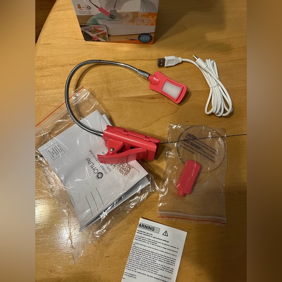 Pink 2-in-1 LED Sewing Machine Light - Picture 5 of 8